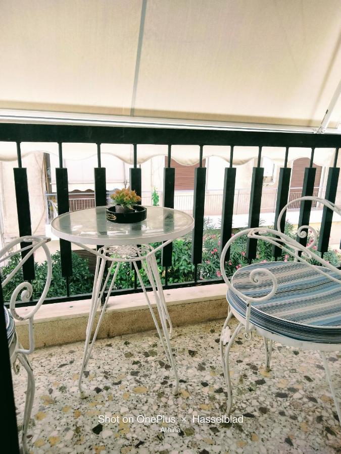 Modern-Lux Central 1 Bedroom Condo Атина Екстериор снимка